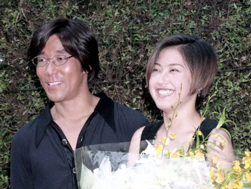 岸谷香の子どもは何人?